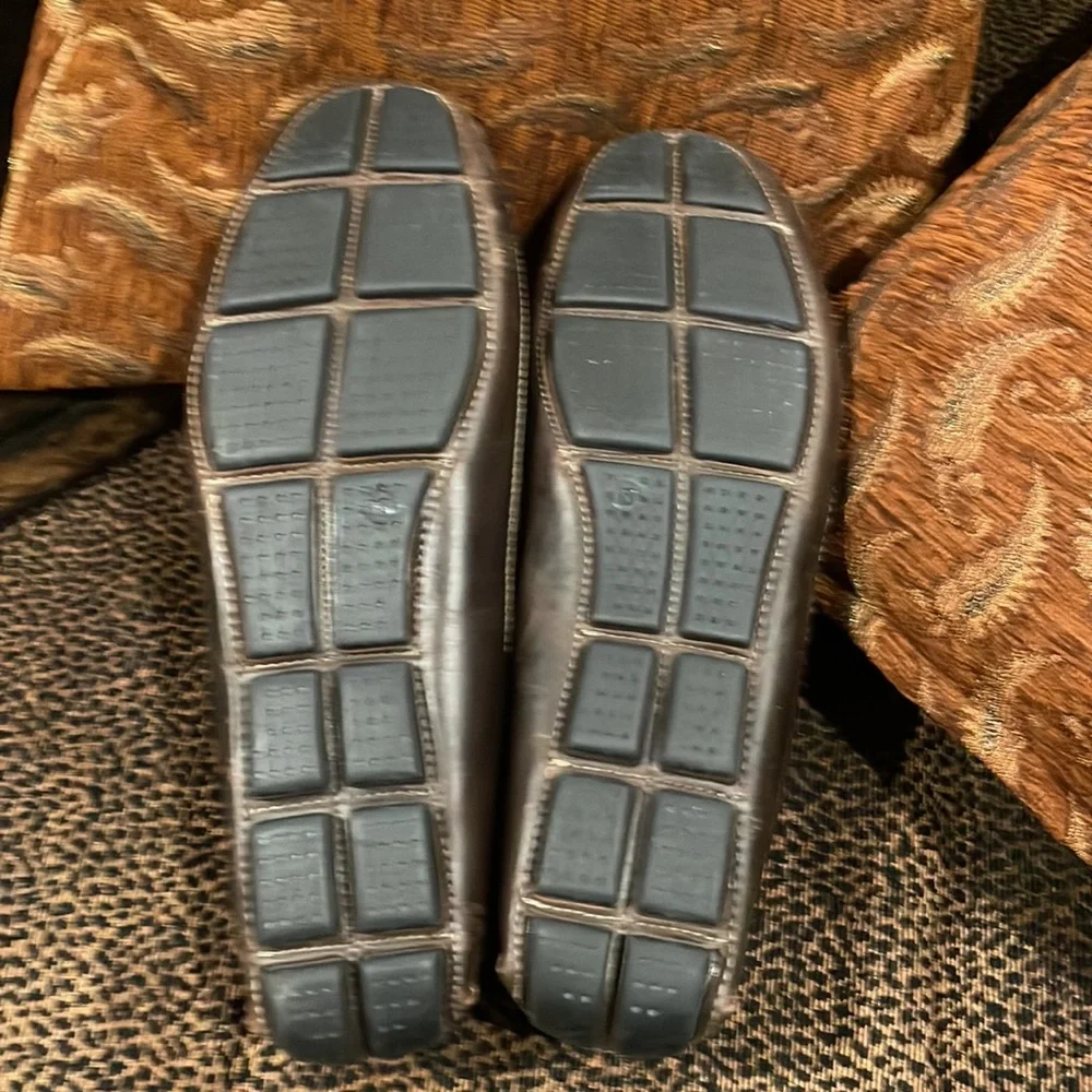 Men’s slip-on driving loafer by J. Ferrar in  size 13